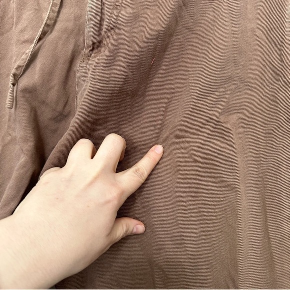 Prana Y2K chocolate brown flora appliqué mid rise flare leg pant size small flaw - Picture 4 of 6